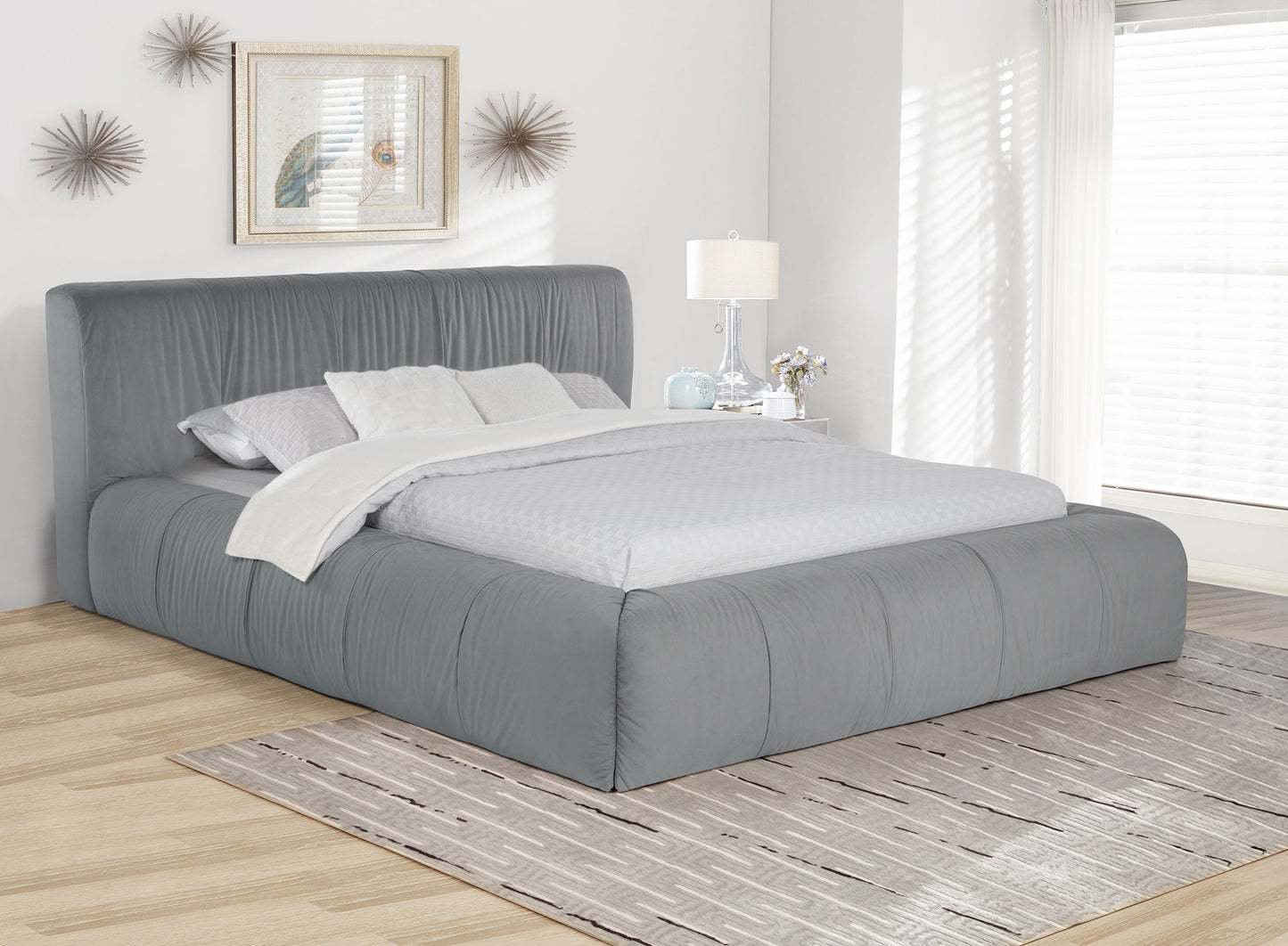 Wilshire Upholstered Eastern King Platform Bed Grey